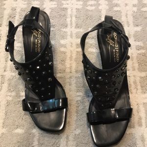 Donald J Pliner Studded Black Leather Heel 9.5
